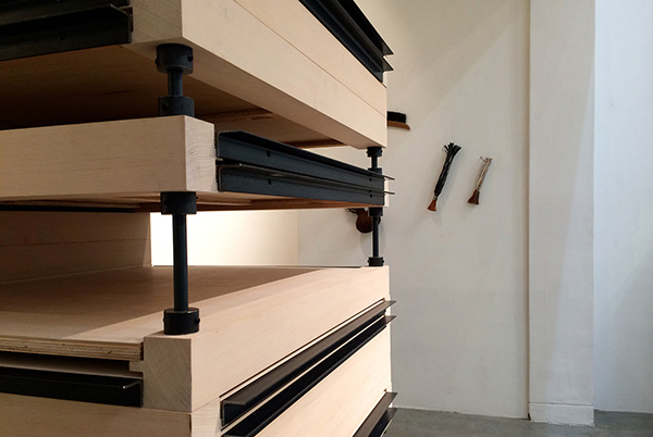 ドローイングシェルフ